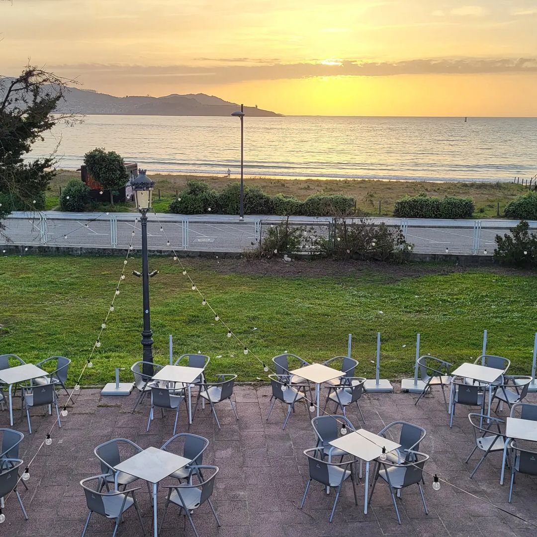 atardecer desde la terra de el restaurante el playa nigran